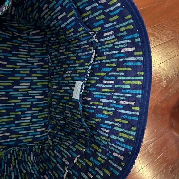 Vera Bradley Miller Travel bag in Sky Blue pattern L Bag Carry On Handle SLOT - Picture 11 of 13